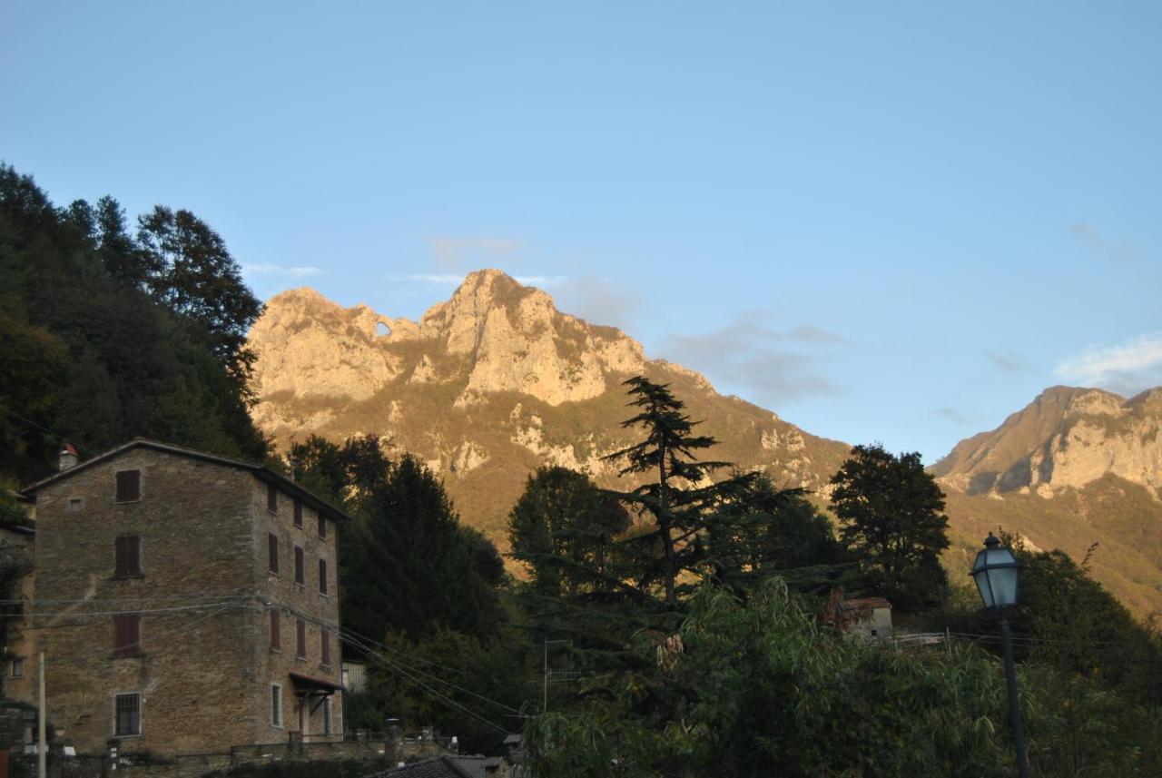 Pania Forata Hostel Stazzema Exterior photo